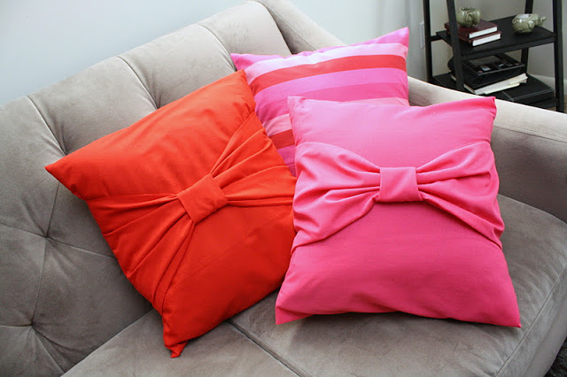 Easy sewing tutorial. 20 Minute Big Bow pillow cases - Rae Gun Ramblings