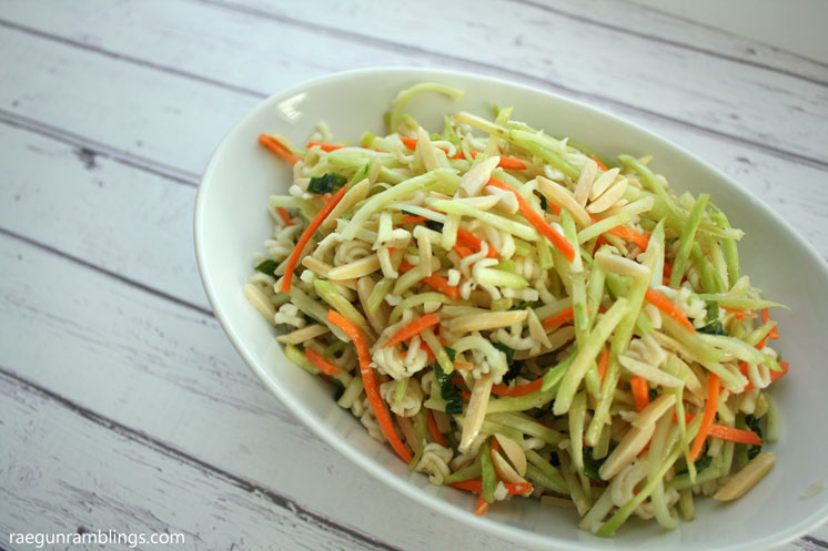 Hands down the best broccoli slaw recipe. We love taking this as a healthy option to pot lucks