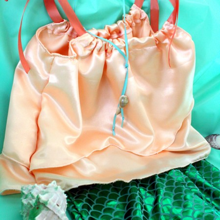 How to make a child's mermaid costume from Rae Gun Ramblings