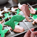 Mermaid cookie pops tutorial perfect for any little mermaid or under the sea party too cute - Rae Gun Ramblings