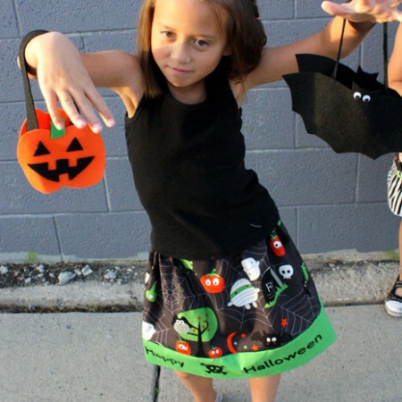 Easy no sew goodie bags for Halloween - Rae Gun Ramblings #spookyspaces #tutorial #diy