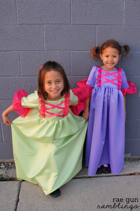 How to make a corset bodice on a girl's princess dress at Rae Gun Ramblings