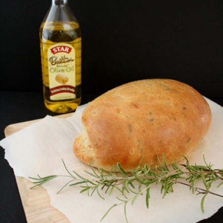 Macaroni Grill Copy Cat Bread Recipe Ingredients - Rae Gun Ramblings #STAROliveOil #shop #cbias