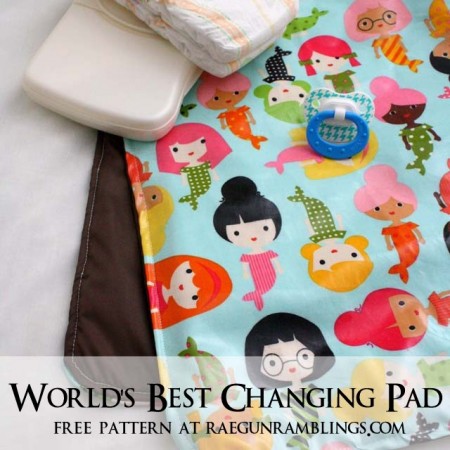 Free changing pad pattern. Easy sewing project - Rae Gun Ramblings