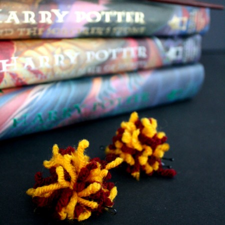 Gryffindor Harry Potter Pom Pom hair clips tutorial - Rae Gun Ramblings