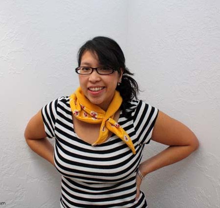 Super cute collar cozy. QUick and easy alternative to the scarf makes a great DIY gift idea - Rae Gun Ramblings
