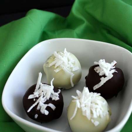 Delicious coconut OREO truffles recipe - Rae Gun Ramblings