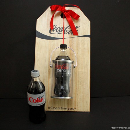 cutest gift idea for diet coke lovers. DIY emergency coke sign easy tutorial