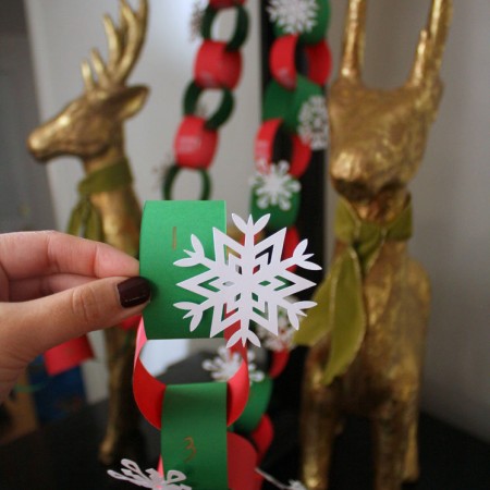 This is such a great idea. Teach kids about giving time and energy with an easy DIY advent calendar of giving