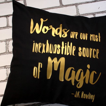 awesome DIY dumbledore quote pillowcase tutorial