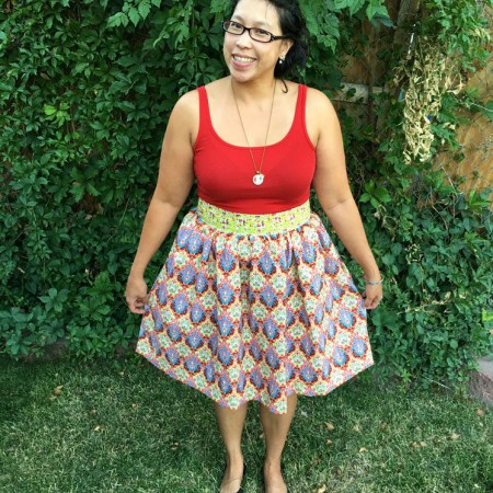 60 minute DIY gathered skirt tutorial with step by step video instructions. Great sewing project.