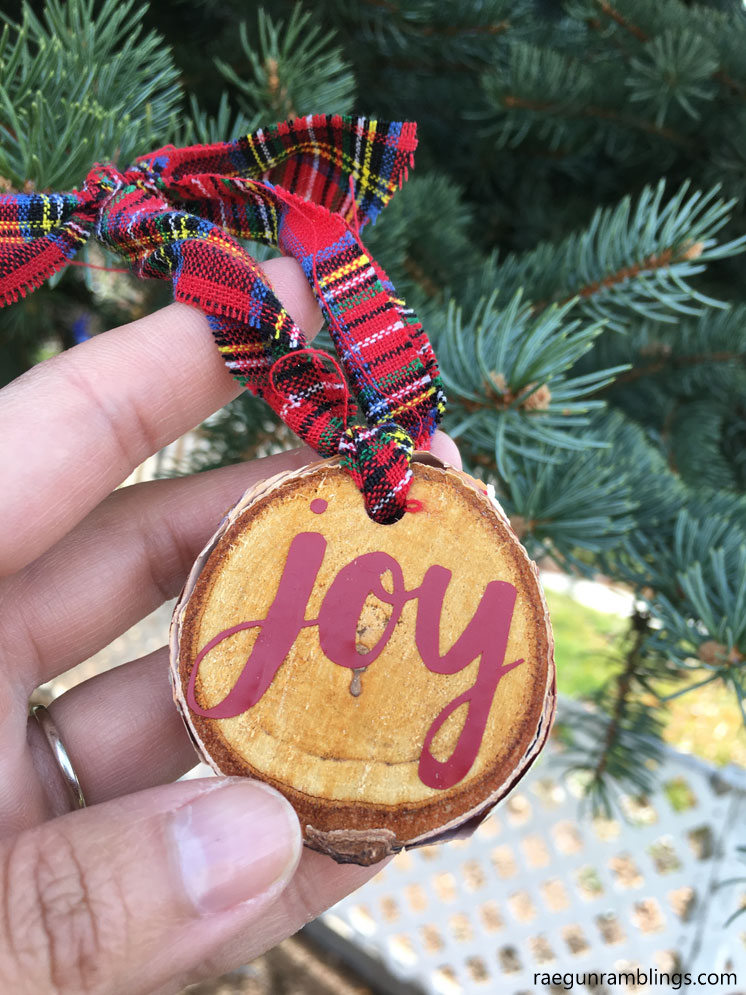 wood slice joy ornaments ornament diy easy cricut ribbon simple minute glue cut tie