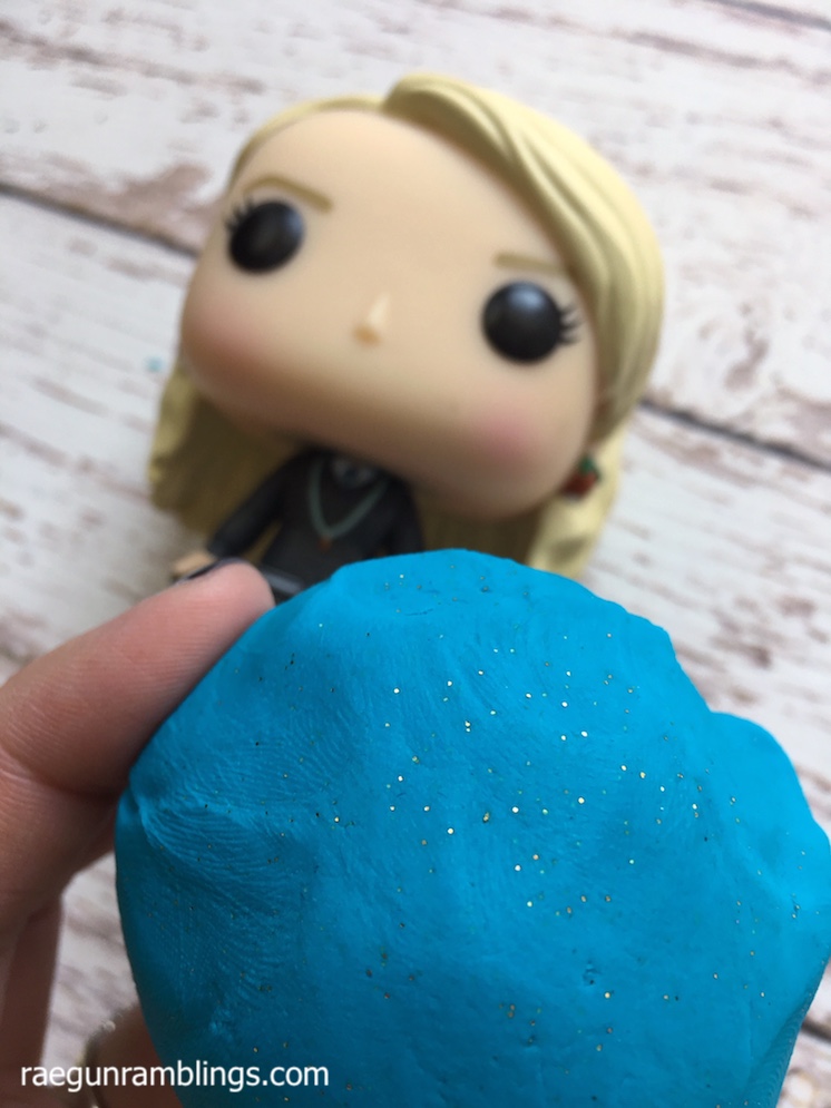 crazy easy glitter playdough tutorial with great texture