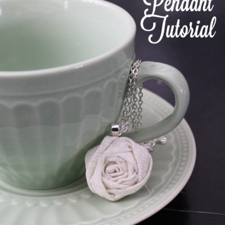 Rosette Pendant Tutorial quick and easy gift idea perfect for using up scraps - Rae Gun Ramblings