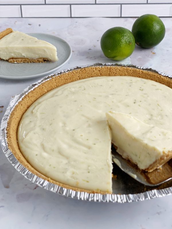 Key lime pie being served